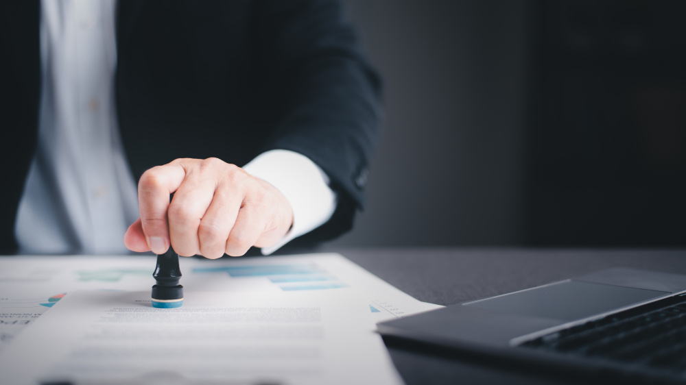 Нотариальное заверение документов: как это работает